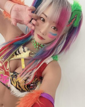 Unagi Sayaka Instagram - GLEATも全てギャンです🦖🔥

#Gyan
#ウナギサヤカ
#GLEAT