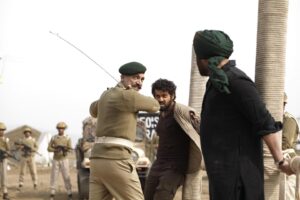 Utkarsh Sharma Instagram - Today marks one year of #Gadar2 … and I simply cannot thank all you guys enough for your love and blessings. Sharing some moments… swipe to see a surprise pic from Gadar 1 😜

Thanks to the entire cast, technicians and teams of ASP and ZEE for making it possible. 
@iamsunnydeol @simratkaur_16 @anilsharma_dir @manishwadhwa.in @anilsharmaprod @zeestudiosofficial @shariq_patel @shabinakhanofficial @mithoon11 @zeemusiccompany