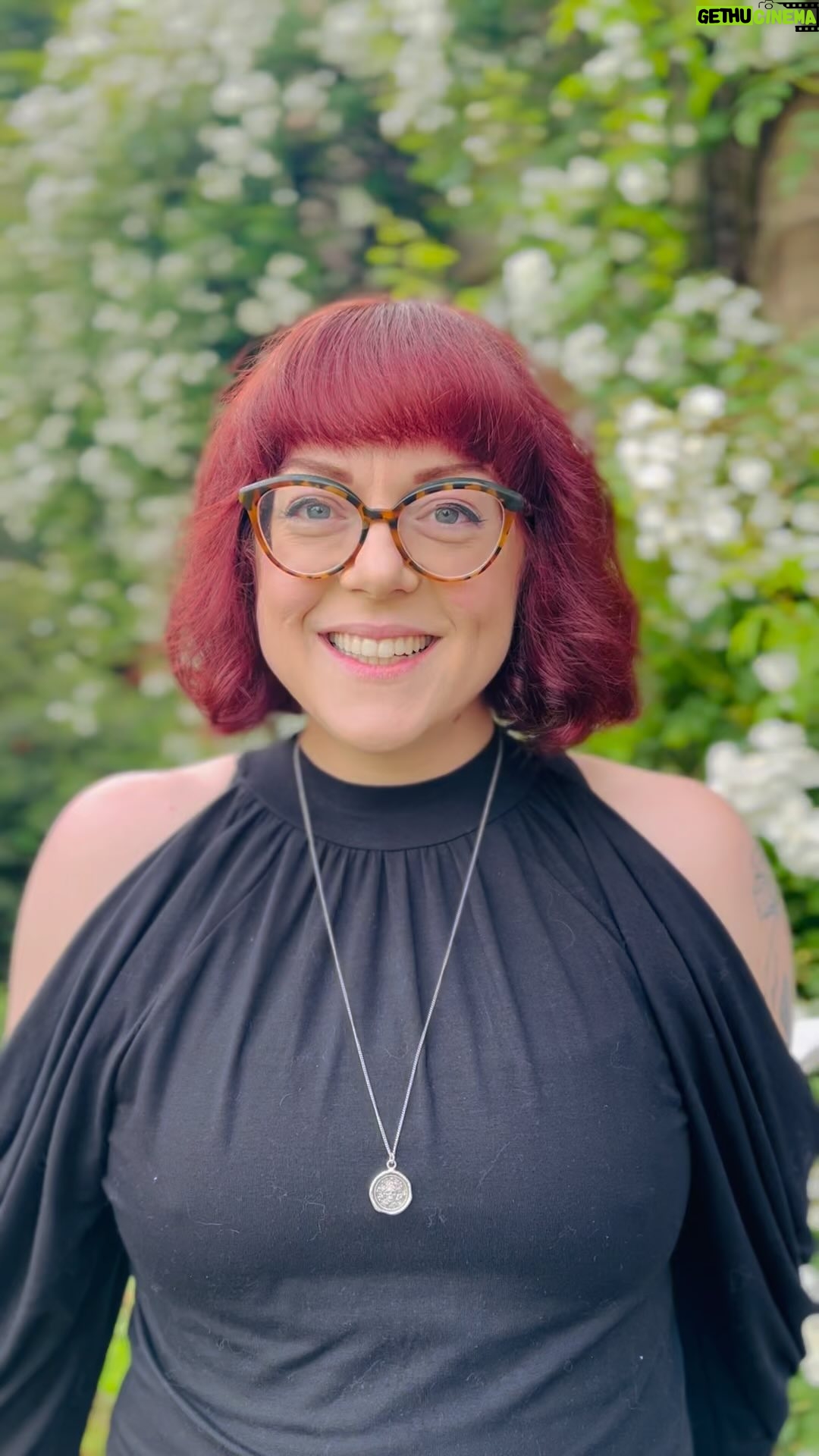 V. E. Schwab - 14.1K Likes - Love Is Hungry
#BuryOurBonesInTheMidnightSoil, a standalone novel by @veschwab, hits shelves June 2025 with a special surprise...ALL first editions will be signed by Schwab! Check out a special message from Schwab herself here 🥀
#tpg #torbooks #torpublishinggroup #veschwab #fantasy #fantasybook #fantasynovel #fantasyrec #newbook #annoucement #book #bookish #sff #veschwabbooks #fyp #booktok #bookswithmagic #bookrecommendations #hardcover #tbr #read @macmillanpublishers