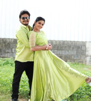 Vaishali Thaniga Instagram - @sathya.dev ❤️😘 

Couple outfit designed by @chitras_fashion_studio ❤️
Makeover @_chitras_makeup_artist_28 ❤️
Photography @dk_photography28 ❤️