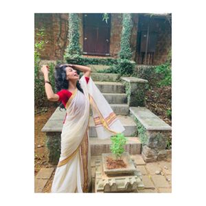 Vaishnavi Venugopal Instagram - Happy Onam 🌼