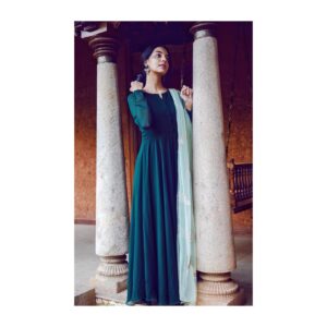 Vaishnavi Venugopal Instagram - Outfit : @flashfashiondesigns ✨