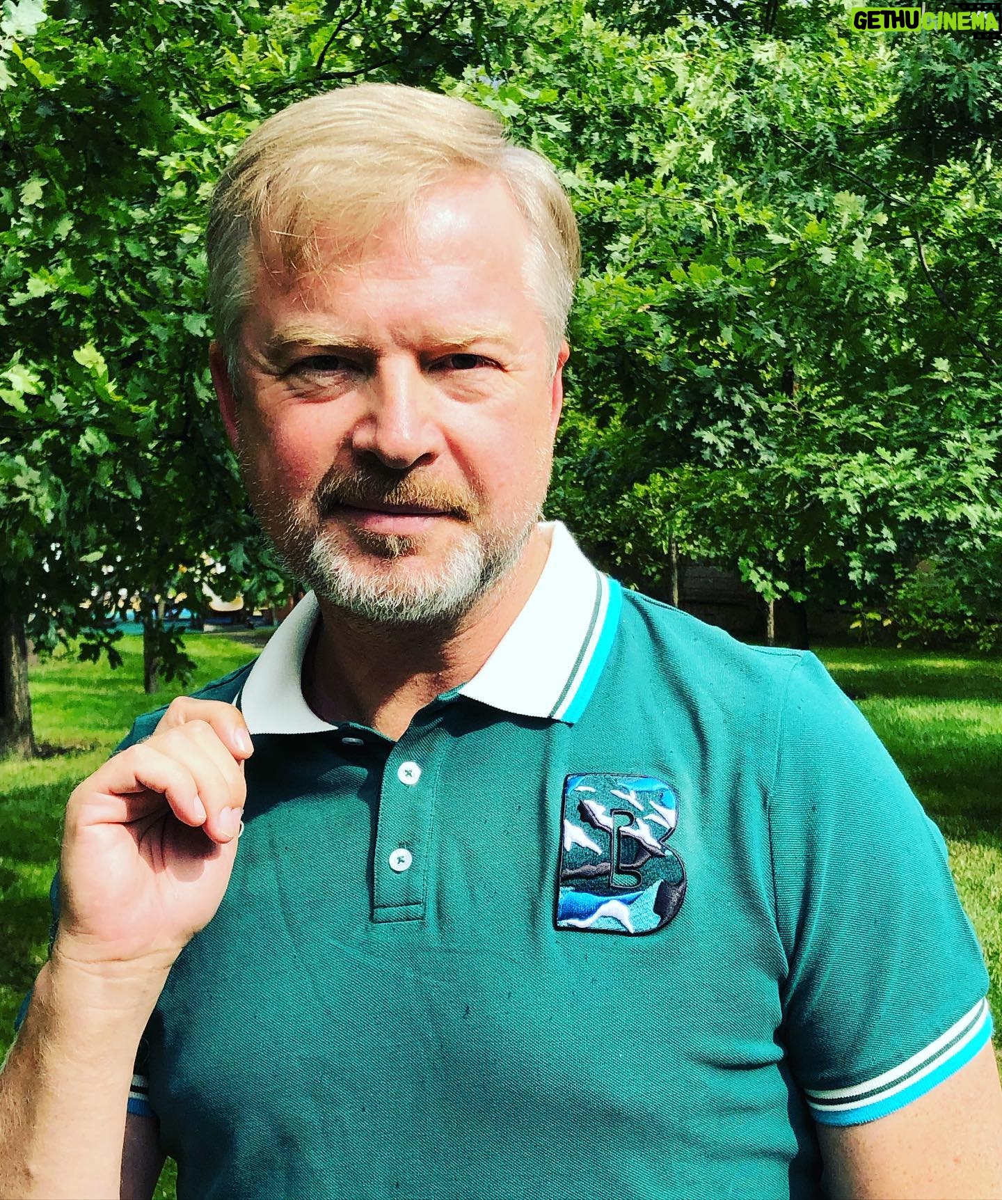 Valdis Pelšs - 1.5K Likes - Сентябрь надо начинать с добрых дел! Boscо и фонд «Друзья» запускают благотворительную акцию «Bosco для Друзей»! При покупке поло или футболки до 12 сентября,30% от стоимости покупки будут перечислены в фонд «Друзья». В подарок вы получите билет на теннисный турнир Bosco Friends Open . @bosco_ru @friendsfund