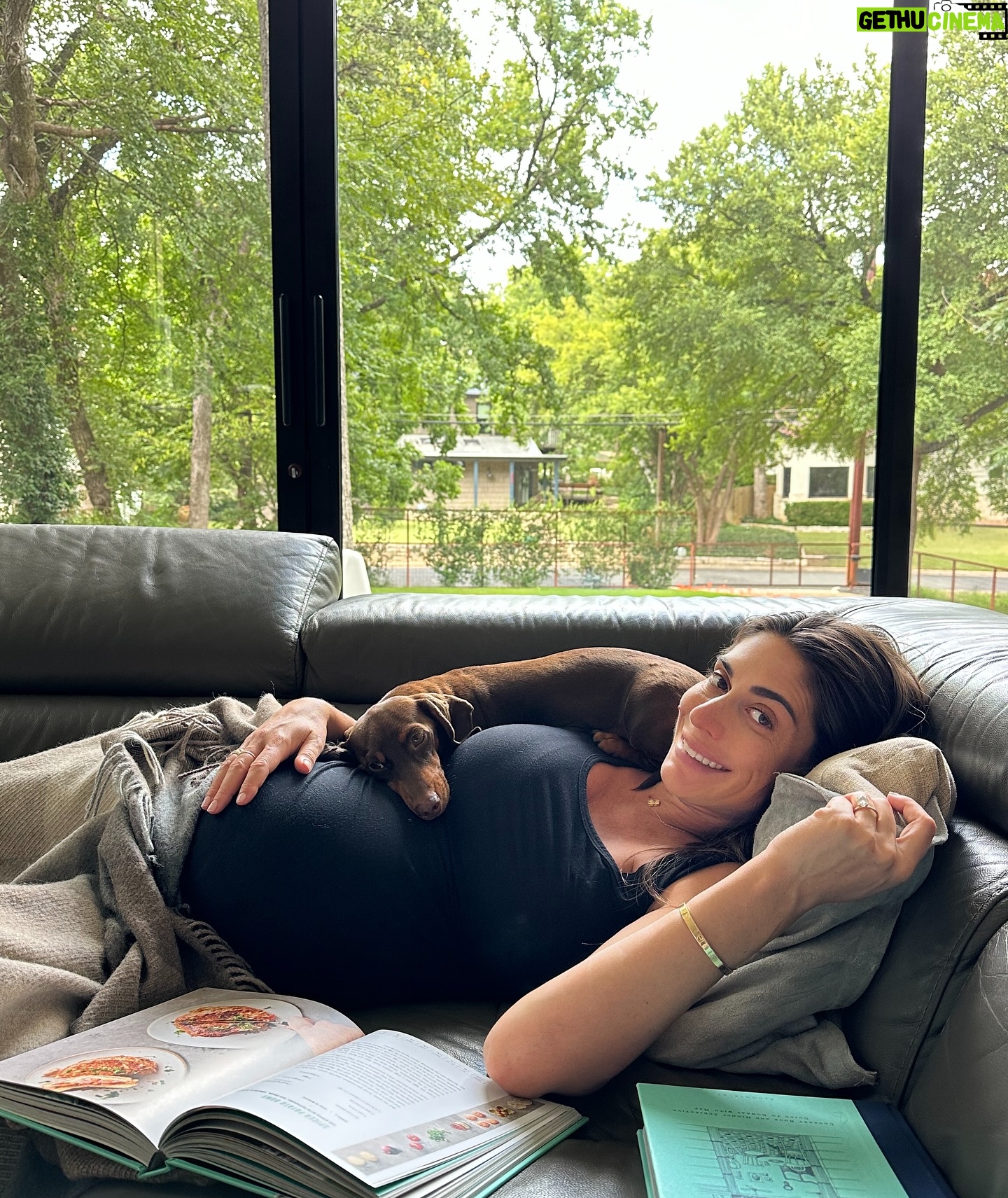 Valentine Thomas - 7.5K Likes - 1. Red wine once in a while never hurt anyone
2. Poppin
3. Mom & sis patiently waiting for baby girl 👧
4. Hubby swimming with whale in Lake Austin
5. I’m always reading a cookbook.
6. Serious chat
7. Yeah yeah last one
8. The sausage always wins
9. Austin fam ❤️
10. Got a stroller for Teddy (the baby can walk)