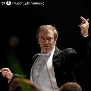 Valery Gergiev Instagram - Valery Gergiev and the Munich Philharmonic give two concerts at the Philharmonie de Paris on 16 February and 17 February. The concerts will be dedicated to Gustav Mahler. The programme of the first evening includes the composer’s Symphony No.4 and Das Lied von der Erde. The 17 February concert’s programme includes Gustav Mahler’s Symphony No. 8. ⠀ 
16 и 17 февраля Валерий Гергиев и Мюнхенский филармонический оркестр  проведут два концерта на сцене Парижской филармонии. Программы выступлений будут посвящены Густаву Малеру. В первый вечер будут исполнены Симфония №4 и «Песнь о земле», 17 февраля прозвучит Симфония № 8
⠀ 
#Repost @munich_philharmonic ・・・
Countdown to a weekend in Paris! 🗼 Everyone who can't be at @philharmoniedeparis on Sunday when we perform Mahler's symphony no. 8 - do not be sad: You will be able to follow us via livestream following the link in our bio or if you have a subscription with @mezzo.tv! 
#SymphonyofaThousand #livestream #ValeryGergiev #PhilharmoniedeParis #Paris #Mahler #Mahler8 #MunichPhilharmonic #MünchnerPhilharmoniker #MPHIL
Photo © Alexander Shapunov