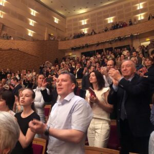 Valery Gergiev Instagram - XXVII Музыкальный фестиваль «Звезды белых ночей» ✨ #27WNS открылся сегодня в Санкт-Петербурге грандиозной «Симфонией тысячи участников» - Восьмой Малера. 
Следите за новостями фестиваля на официальном сайте Мариинского театра (www.mariinsky.ru) и в социальных сетях @mariinsky 
The ХXVII Music Festival Stars of the White Nights was opened today in St. Petersburg with the epic Symphony No. 8 by Gustav Mahler (“Symphony of a Thousand”). You can follow the festival news on the official website of the Mariinsky Theatre (www.mariinsky.ru) and on social networks
@mariinsky