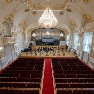 Valery Gergiev Instagram - ✨On 9 October Mariinsky Theatre Orchestra led by Valery Gergiev performs at the Bratislava Music Festival with the the world-known Concerto for Orchestra No. 1 Naughty Limericks by Rodion Shchedrin and Sergei Prokofiev’s Symphony No 6 and highlights from the ballet Cinderella.
⠀
✨9 октября Валерий Гергиев и Симфонический оркестр Мариинского театра выступают на Братиславском музыкальном фестивале. В программе концерта – Концерт для оркестра № 1 «Озорные частушки» Родиона Щедрина, Симфония № 6 и фрагменты из музыки балета «Золушка» Сергея Прокофьева.