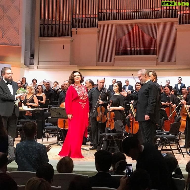 Valery Gergiev - 2.2K Likes - Народная музыкальная драма Модеста Мусоргского «Хованщина» под управлением Валерия Гергиева прозвучала в Концертном зале им. П. И. Чайковского в исполнении Михаила Петренко (@mikhailpetrenko), Сергея Скороходова (@hipiki), Евгения Никитина, Станислава Трофимова (@st_trofimov_bass), Евгения Акимова (@evgeniakimov), Екатерины Семенчук (@ekaterina7semenchuk), #MariinskyOrchestra и Хора Мариинского театра.