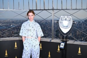 Valorie Curry Instagram - My first ever visit to the Empire State Building after living in New York for twelve years.

Makeup: @natashasmee 
Hair: @davidvoncannon