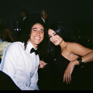 Vanessa Hudgens Instagram - Happy birthday to my slice of heaven @cotuck 🥳 you make the world a brighter place just by being you ♥️🤟🏽