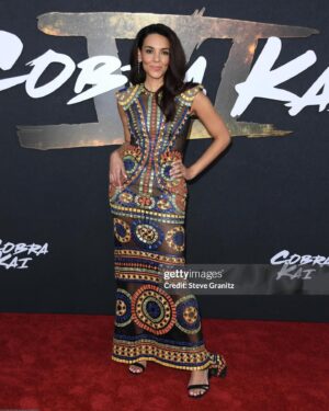 Vanessa Rubio Instagram - Time to celebrate the first 5 episodes of @cobrakaiseries S6 💛 I felt like a bejeweled artwork in this amazing dress by Indonesian designer @sebastiangunawanofficial with exquisite @martinkatzjewels to top it off. Thank you MUA: @reneeloizmakeup Hair: @stevenmasonlife Styling: @lindamedvenestyling