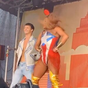 Vanessa Vanjie Mateo Instagram - Knowing Beyoncé is comingggg 😂