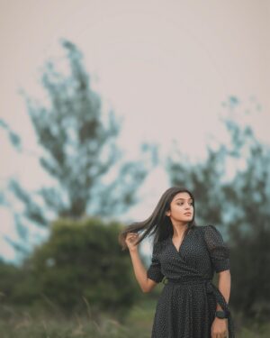 Varshini Suresh Instagram - 🤎

📸 @frames_by_christo_ 

#photooftheday #photography #explore #explorepage #viral #trending #instalike #instagram #instagood #instadaily #varshinisuresh #love #outdoorphotography #outdoors #photoshoot #fashion #vijaytv #actress #fashionista