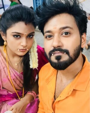 Varshini Suresh Instagram - When our vibe matches.!👹 #neenaankaadhal 

#vijaytv #varshinisuresh #neenaankadhal #serialactress #tamilserial #explore #explorepage #viral #selfie #fun #happy #bts #trending #trend #photography #picoftheday #insta