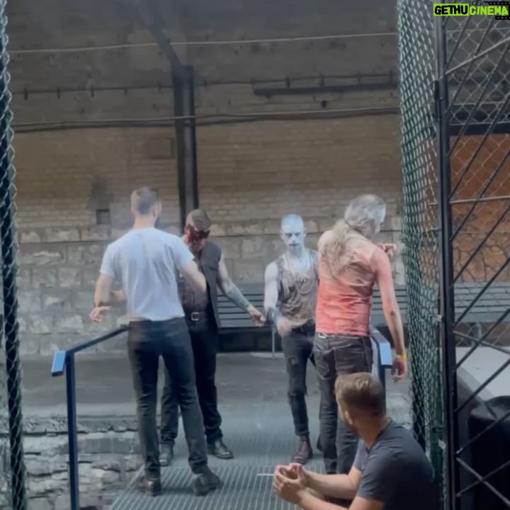 Vasyl Baidak - 20.5K Likes - вирішив залити пару приколів, а далі все як в тумані…
але за Inna-Hot та іншими її треками ви точно засумували.