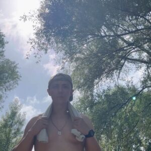 Vasyl Baidak Instagram - вирішив залити пару приколів, а далі все як в тумані…

але за Inna-Hot та іншими її треками ви точно засумували.