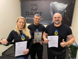 Vasyl Virastyuk Instagram - ДО РОДИНИ Trenvet UA ДОЛУЧИЛАСЬ ЗАКАРПАТСЬКА ОБЛАСТЬ 📌
 ✅ одразу дві мережі тренажерних залів @viper gym та @dart підписали меморандум📝 про співпрацю з Федерація стронгмену України та Звитяга Нескорених щодо реабілітації ветеранів та військовослужбовців через фізичну культуру та спорт💪

  Висловлюю особливу повагу та дякую за сприяння в підписанні Михайло Гал та Роман Зажирко 🤝🤝🤝