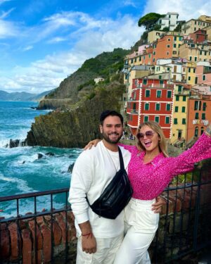 Veronika Dash Instagram - 𝓒𝓲𝓷𝓺𝓾𝓮 𝓣𝓮𝓻𝓻𝓪 ✔️ I’ve had this place on my vision board for almost a decade… today my manifestation came true 🥰 The most epic adventure through a magical place & I could not be more grateful ♥️Te amo Italia Italy 🇮🇹 #cinqueterre