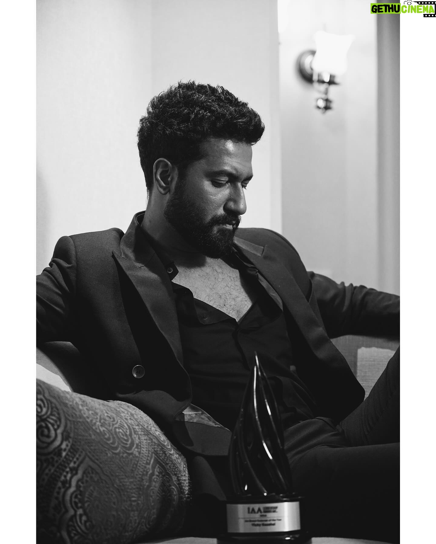 Vicky Kaushal - 2.1 Million Likes - Brand Endorser of the Year. #IAALeadershipAwards
