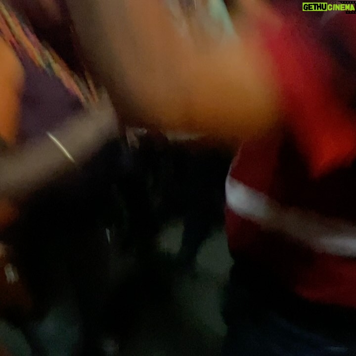 Victor Arauz - 10.4K Likes - Hace unos días (el 7 de agosto) estuve en Buena fe por los 32 años de Cantonizacion!
•
Aquí les dejo unos momentos de tremenda fiesta que viví con amigos muy queridos a los que no veía hace rato!
•
Solo diré que la pasé increíble. Que tuve una gran compañía @doritapalmundo
Gracias siempre @dcanchundia por este hermoso detalle y gracias siempre @calobetto por ser mi hermano! ♥️🏅😊😎