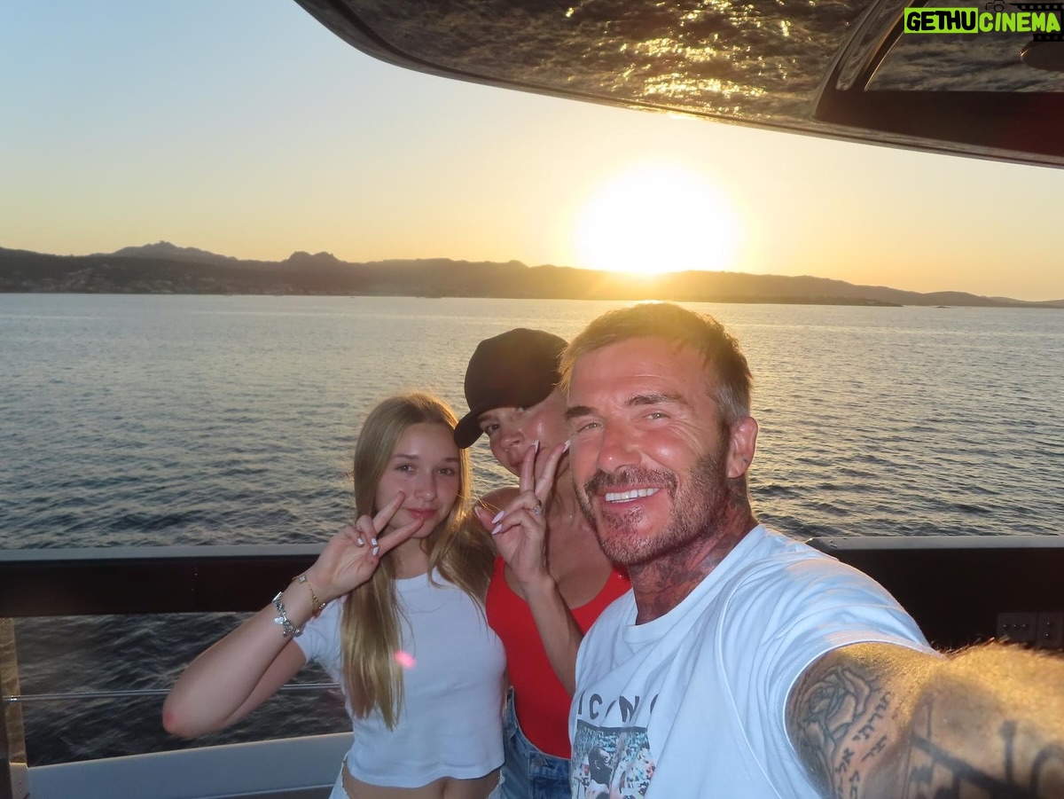 Victoria Beckham - 552.2K Likes - Happy summer!! Kisses @davidbeckham @romeobeckham @cruzbeckham #HarperSeven x Miss you @brooklynpeltzbeckham @nicolaannepeltzbeckham xx