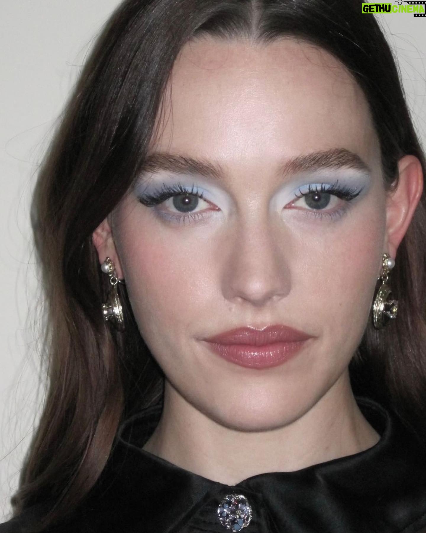 Victoria Pedretti - 428.6K Likes - Dinner w @chanelofficial @tribeca