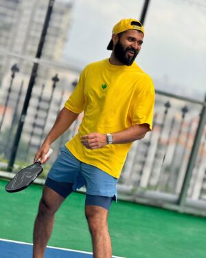 Vijay Deverakonda Instagram - RWDY sundays :)))
