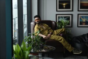 Vikram Chatterjee Instagram - ❤️

Styled by @poulami.rgupta 
Shot by @sarkardebarshi19 
MuH @suro.make_up_artist 
Outfit @houseofblaho 
Location @polofloatel