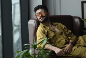 Vikram Chatterjee Instagram - ❤️

Styled by @poulami.rgupta 
Shot by @sarkardebarshi19 
MuH @suro.make_up_artist 
Outfit @houseofblaho 
Location @polofloatel