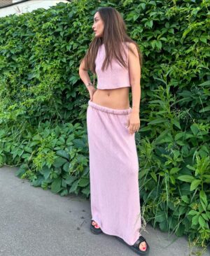Viktoriya Dayneko Instagram - С каким цветом я у вас ассоциируюсь?