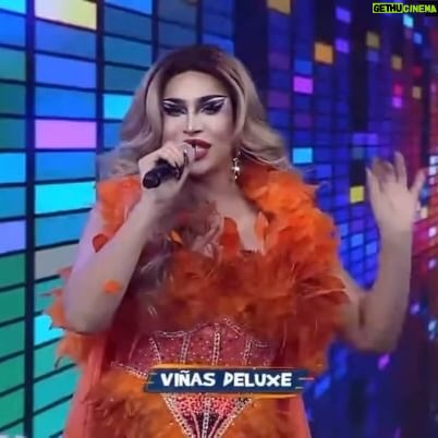 Viñas Deluxe - 2.3K Likes - Our Drag Pop Misis singing live 🎤 on All Out Sundays! #AOSProudkami
🗓️06.30.24
🎟️ All out Sunday ~ All out Biritan with Queedoms and the Queen Divas 👑
🎥 Full Video 🔗https://youtu.be/ZfBqTvqM9xU?feature=shared