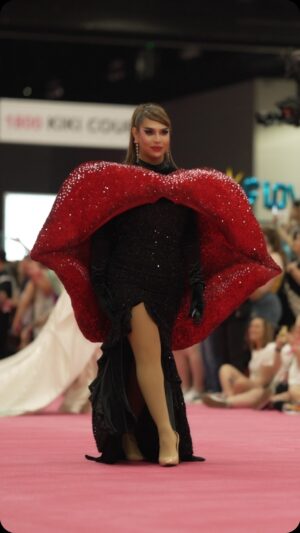 Viñas Deluxe Instagram - @rupaulsdragcon LA 2024 Thank you @ijimontalbo  for making my vision come to life!!! Labyu always!
Thank you so much @ronkatagiri for this amazing shot! 🥰