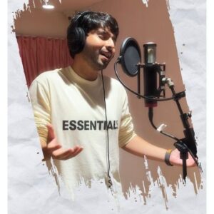 Vinay Rajkumar Instagram - ✨"In the rythm of life, the search for a soulmate is an eternal quest"✨

Presenting the symphony of love❤️ that transcends the words, A @veersamarth Musical through the magical voice of @armaanmalik

Song - Neenyarale 
Music - Veer Samarth
Singer - Armaan Malik
Lyrics - @siddukodipura & Simple Suni
♫ Mixed & Mastered by : Sajay Kumar MP (Renu Studios, Bangalore)
Pre-mix : Sandeep kumar jn

Ondhu Sarala Prema Kathe 

Written & Directed by - Simple Suni @simplesuni
Produced by - Mysuru Ramesh @ramkgkmysore | RAM Movies
DOP - Karthik Sharma @sk_karthik_sharma
Music - Veer Samarth @veersamarth
Editing - Aadhi @adhithya_krishna_akp
Art - Raghu Mysuru @mysraghavendra.raghu81
PRO - Harish Arasu @harisharasu_pro
Story - Prasanna M L
Costume Designer - @amulya.suresh
Executive Producer - @delladilip | @manjunathtgowda
Manager - @manjunayak89660
Direction Team - @sheelam__m
 @madhu12365 @mahendra_wlpa the_aar12 @arjun._.a @mithun_shashidhara @prithviraj_vasanth
Costumer - @dayanandbhadravathi 
Costume assistant - @mohangowdacoorg36 
Digital creatives - @mercurrystudioz
Music on - @aanandaaudio

Cast - @vinayrajkumar @swathishta_krishnan @mallika_singh_official_ @rajeshnataranga @arunabalaraj @sandhyamadhurao

#simplesuni #vinayrajkumar #mallikasingh #swathistakrishnan #veersamarth #kannada #simpleagiondlovestory #love #kannada