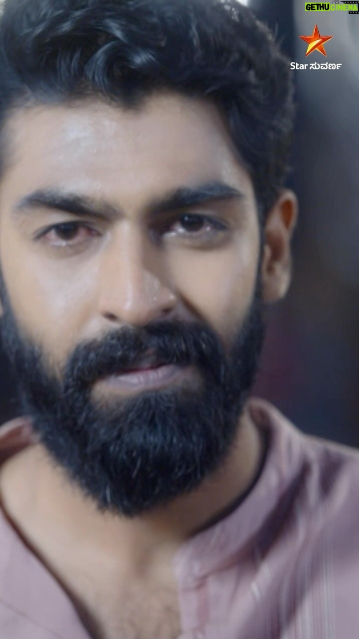 Vinay Rajkumar - 14K Likes - ಪ್ರೀತಿಸೋ ಮನಸುಗಳಿಗೆ ಹತ್ತಿರವಾಗುವ ವಿಭಿನ್ನ ಪ್ರೇಮಯಾನ Suvarna World Premiere Movie “ಒಂದು ಸರಳ ಪ್ರೇಮ ಕಥೆ”ಇದೇ ಭಾನುವಾರ ರಾತ್ರಿ 8 ಗಂಟೆಗೆ
#SuvarnaWorldPremiereMovie #OndhuSaralaPremaKathe #StarSuvarna