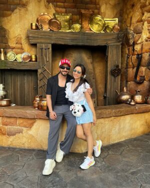 Vinny Arora Instagram - The first & only Disney- Sea in the world 🌊 
Never getting enough 🤩🥰