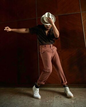 Virgul Instagram - Ready To Rock With You 🕴🏽