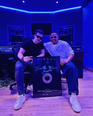 Virgul Instagram - De olhos no futuro mas relembrado sempre o passado 🤩 mais uma mix feita pelo o mestre @mixedbyvillas 👑 
Vem aí “OUTRO 🪐” tic-tac  tic-tac ⏰