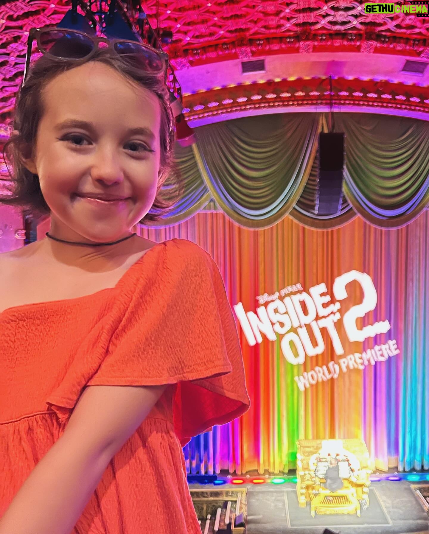 Vivien Lyra Blair - 7.5K Likes - I had so much fun walking the Purple Carpet for the #insideout sequel premiere in #hollywood ๐ฌ
I met so many cool people even the freaking boss of the whole thing but what brought the biggest smile was meeting @junediane from my fav inappropriate podcast #hdtgm โค๏ธ