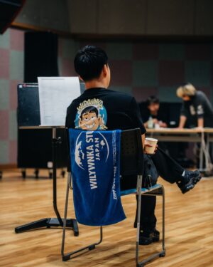 WILYWNKA Instagram - 遂に明日からツアーが始まります！
リハも完璧。
何より遊びに来てくれる皆んなホンマにありがとう。
最高な日にする！押忍！！🥷🏻

Photo @cherrychillwill 
#WILYWNKA #WILYWNKASTUDIOSJAPAN #WSJ