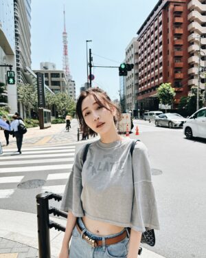 Wan-Ting Tseng Instagram - 來#日本 #東京 不能不跟它拍一張吧
#東京鐵塔 🗼
