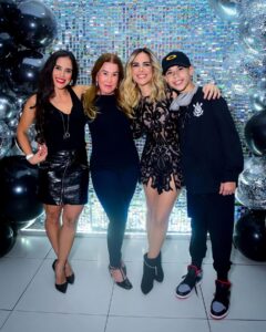Actress Wanessa Camargo HD Instagram Photos and Wallpapers May 2024