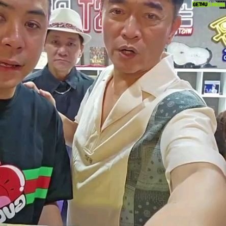 Wang Lei - 3K Likes - 宪哥来说笑!!🤣🤣🤣