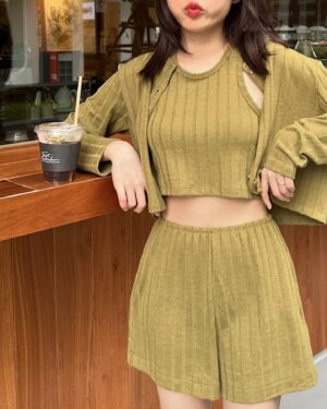 Warisara Jitpreedasakul Instagram - ฉันเป็น(🍏)