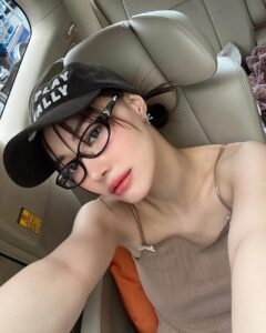 Actress Warisara Yu HD Instagram Photos and Wallpapers August 2024