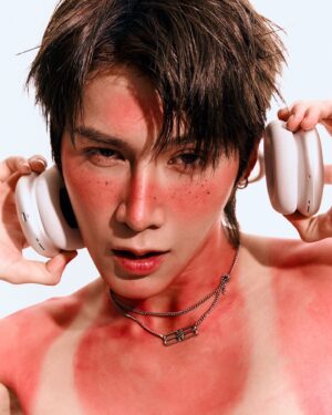 Wasuthorn Chaijindar Instagram - Hot like Fire 🔥

special thank to:
💄 @aon_sung 
💇🏻 @toptawi_mua 
📸 @chaicharn_photography 

#heatstrokemakeup #Peatwasu #CaptainPeat #BabyFeat