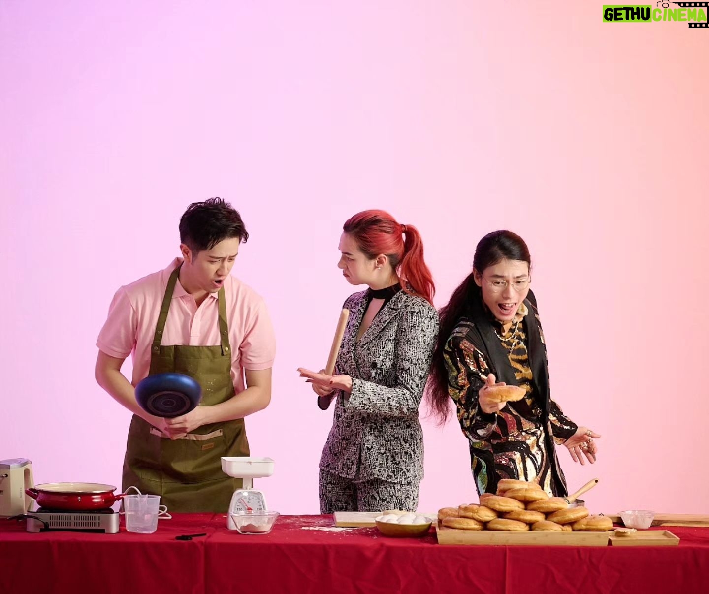 Wego - 220 Likes - 🍩 FAKE IT TILL YOU MAKE IT 🍩
Take a peek behind the scenes at some of the fun moments we had filming our music video! 'Fake It Till You Make It' music video OUT NOW - link in bio 😋🎬
.
(also does anyone know what we're doing in the last photo? 🤔)
.
.
#fakeittillyoumakeit #laborday #donut #newmusicvideo #keytar #musicvideo #newtrack #hardwork #dedication #newrelease #musicians #musicianlife #originalmusic #indiemusic #rockingout #celebrate #hardworkers #music #musician #taipei #taiwan