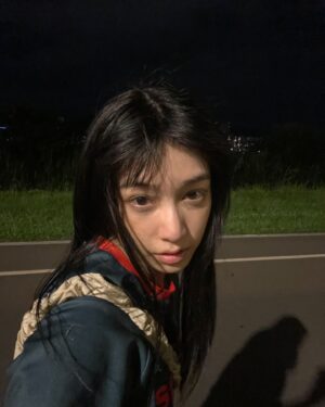Wen-Ling Cheng Instagram - 最近運動的方向🌞（結果除了騎腳踏車其他都是排球）

前陣子和國小球隊的同學跟教練吃飯
聊了很多小時候不會知道背後的故事
大學時我一直在說認識的朋友80%以上都是在球場上認識的
畢業後也因為打排球認識了好多人
不管任何時候都覺得國小有開始打排球真是太好了