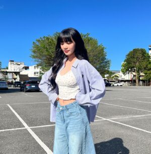Wenny Lin Instagram - 2024花蓮夏戀 偶～來～了～ 此刻是等待彩排的女主持人！

ㄟ天氣好到不行ㄟ！！想到今晚能跟粗大BAND、南西肯恩、icyball冰球樂團、理想混蛋還有宇宙人一起享受音樂就覺得快樂到不行啊啊啊(///▽///) 

無法前來ㄉ朋友們記得看轉播蛤！我先去工作嚕～