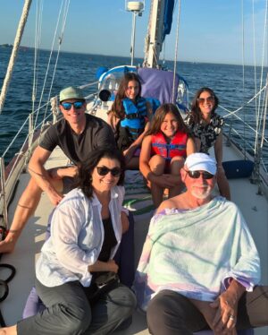 Whit Johnson Instagram - Much needed Vitamin Sea after a hectic work week!! Even better with family and (someone else’s) boat 🛥️ 💦 🤙🏻 ☀️ ❤️ #boatymcboatface