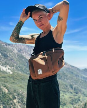 Whitney Mixter Instagram - Nature will forever be my teacher. ⛰️🤎

I’ve been feeling the Universe’s call to lean into certain aspects of life and leave others where they are. Sometimes the “call” is more like a bullhorn when the whispers just don’t cut it but I’m truly grateful for this climb to new beautfiul heights.
